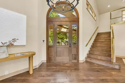 9801 Mira Del Rio Drive, Sacramento, CA 95827 - Photo 5