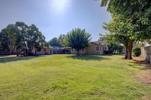 651 E 21st St, Merced, CA 95340 - Photo 33