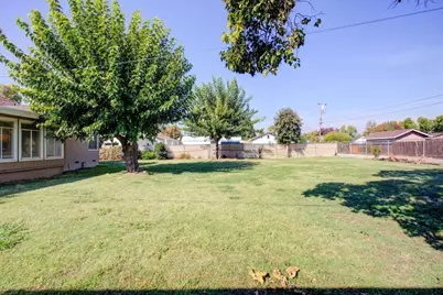 651 E 21st Street, Merced, CA 95340 - Photo 29
