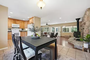 26019 Ridge Dr, Pioneer, CA 95666 - Photo 17