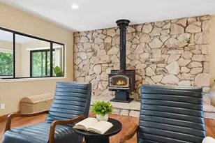 26019 Ridge Dr, Pioneer, CA 95666 - Photo 9