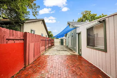 4225 42nd Avenue, Sacramento, CA 95824 - Photo 11