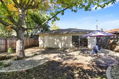 5220 15th Avenue, Sacramento, CA 95820 - Photo 41