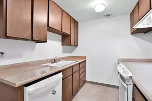 5425 E Knoll Dr, Fair Oaks, CA 95628 - Photo 15