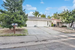 5425 E Knoll Dr, Fair Oaks, CA 95628 - Photo 1