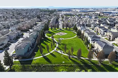 1425 Silverbell Drive, Stockton, CA 95206 - Photo 3