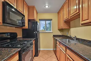 4726 Hayford Way, Sacramento, CA 95842 - Photo 9