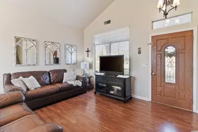 9829 Estacio Avenue, Delhi, CA 95315 - Photo 5