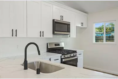 3903 Hogue Avenue, Stockton, CA 95204 - Photo 19