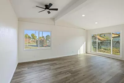 3903 Hogue Avenue, Stockton, CA 95204 - Photo 17