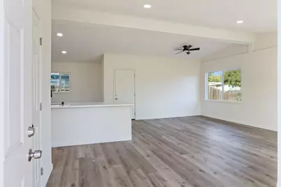 3903 Hogue Avenue, Stockton, CA 95204 - Photo 5