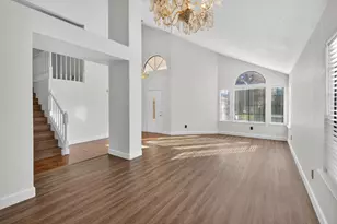 5013 Efthemia Way, Elk Grove, CA 95758 - Photo 9