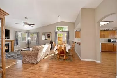 8939 Generations Court, Elk Grove, CA 95758 - Photo 7