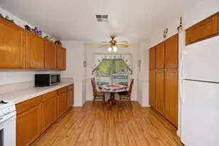 8939 Generations Ct, Elk Grove, CA 95758 - Photo 11