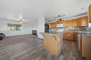 14748 Sutter Highlands Dr, Sutter Creek, CA 95685 - Photo 13