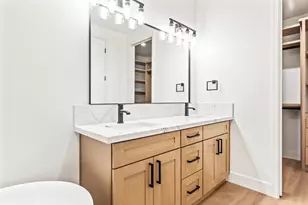 688 Cindy Dr, Ripon, CA 95366 - Photo 29