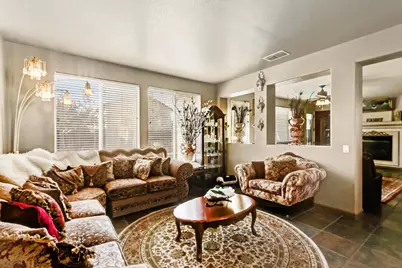9820 Spring View Way, Elk Grove, CA 95757 - Photo 9