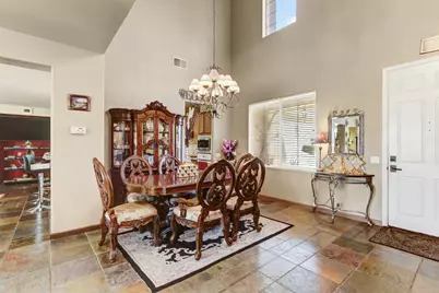 9820 Spring View Way, Elk Grove, CA 95757 - Photo 13