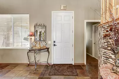 9820 Spring View Way, Elk Grove, CA 95757 - Photo 7