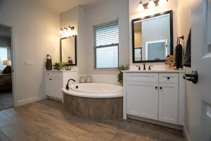 8683 N Verona Way, Hilmar, CA 95324 - Photo 33