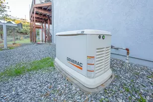 242 Montgomery Dr, Mokelumne Hill, CA 95245 - Photo 81