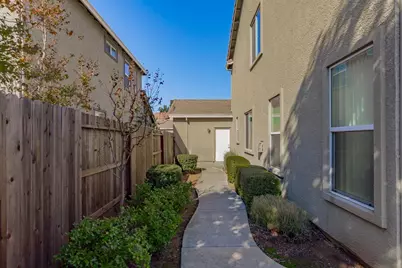 3404 Nouveau Way, Rancho Cordova, CA 95670 - Photo 35