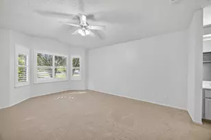 7430 Rush River Dr, Sacramento, CA 95831 - Photo 23