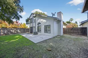 7430 Rush River Dr, Sacramento, CA 95831 - Photo 41