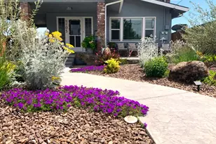 1105 W G St, Oakdale, CA 95361 - Photo 3