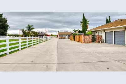 13791 S Castle Road, Manteca, CA 95336 - Photo 9