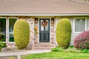 13791 S Castle Rd, Manteca, CA 95336 - Photo 11