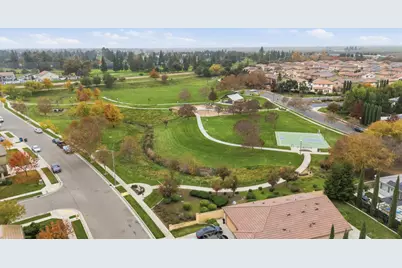 216 Vicenza Drive, Stockton, CA 95209 - Photo 29