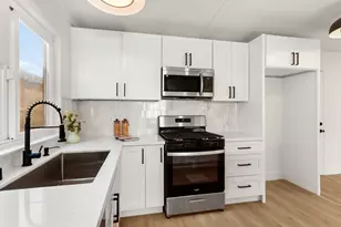 8169 Valley Green Dr, Sacramento, CA 95823 - Photo 11