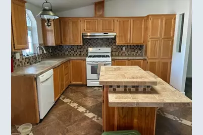 2960 Hart Avenue, West Sacramento, CA 95691 - Photo 9