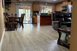 8205 Weyburn Ct, Sacramento, CA 95828 - Photo 7