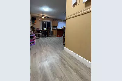 8205 Weyburn Court, Sacramento, CA 95828 - Photo 3