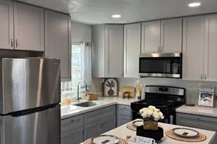 1561 N Filbert St, Stockton, CA 95205 - Photo 9