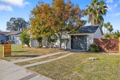 766 Lincoln Street, Hanford, CA 93230 - Photo 1