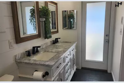 14370 E Prospect Place, Lockeford, CA 95237 - Photo 11