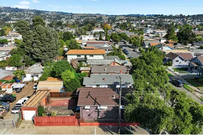 1901 85th Avenue, Oakland, CA 94621 - Photo 11