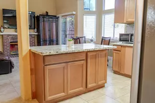 3812 Ramalho Ln, Stockton, CA 95206 - Photo 17