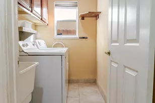 3812 Ramalho Ln, Stockton, CA 95206 - Photo 23