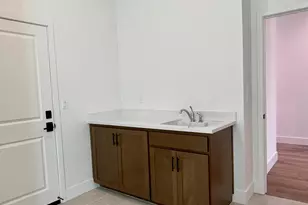 908 Brock Ct, Roseville, CA 95747 - Photo 9