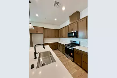 908 Brock Court, Roseville, CA 95747 - Photo 5