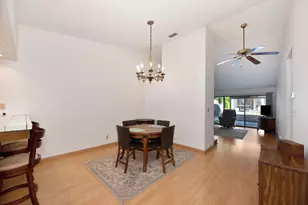 5612 Cypress Point Dr, Citrus Heights, CA 95610 - Photo 5