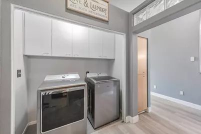 9065 Robbins Road, Sacramento, CA 95829 - Photo 39