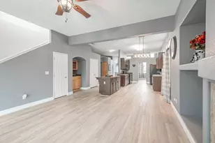 9065 Robbins Rd, Sacramento, CA 95829 - Photo 7