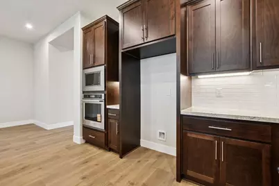 5526 Kamala Way, Fair Oaks, CA 95628 - Photo 9