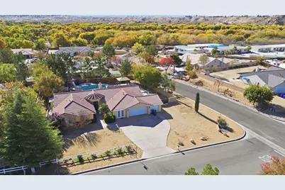 15358 Lookout Road, Apple Valley, CA 92307 - Photo 1