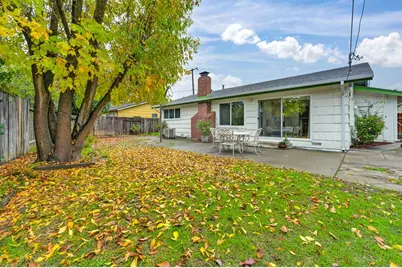 7007 Uranus Pkwy, Sacramento, CA 95823 - Photo 27